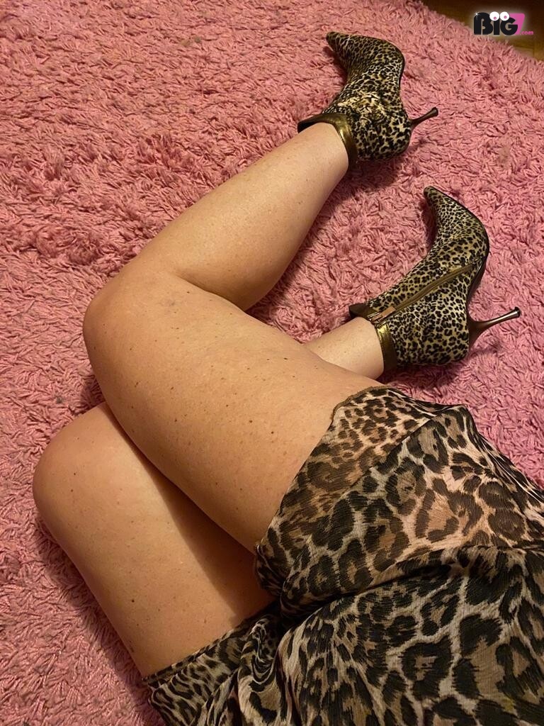 Schnullilein1 - deutsche Porno Darstellerin