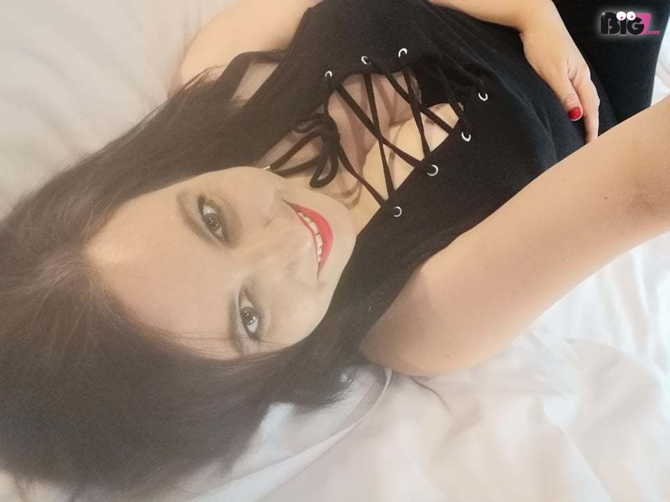 RedRibbon - deutsche Porno Darstellerin