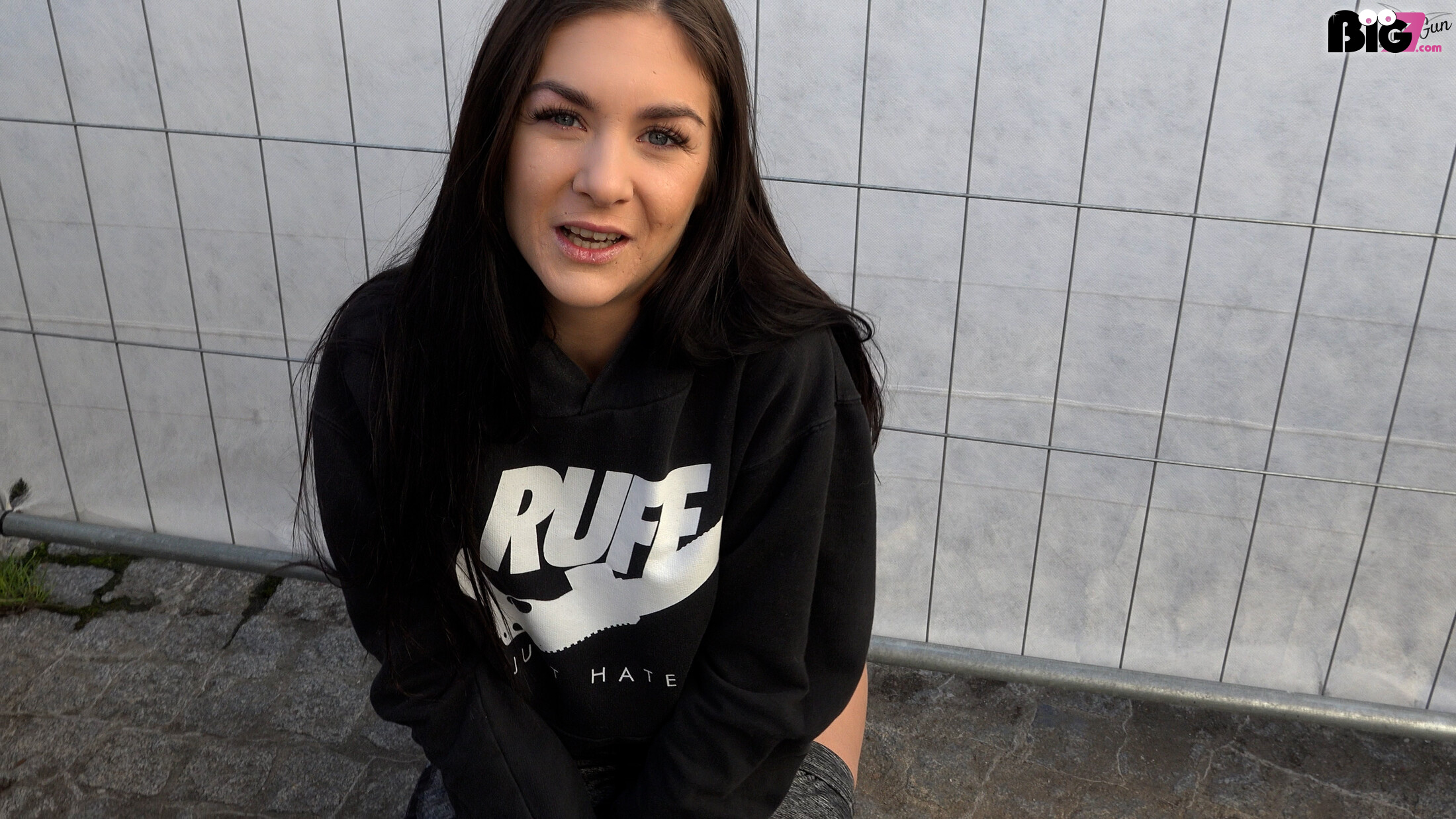 Lullugun - Deutsche Porno Amateurin