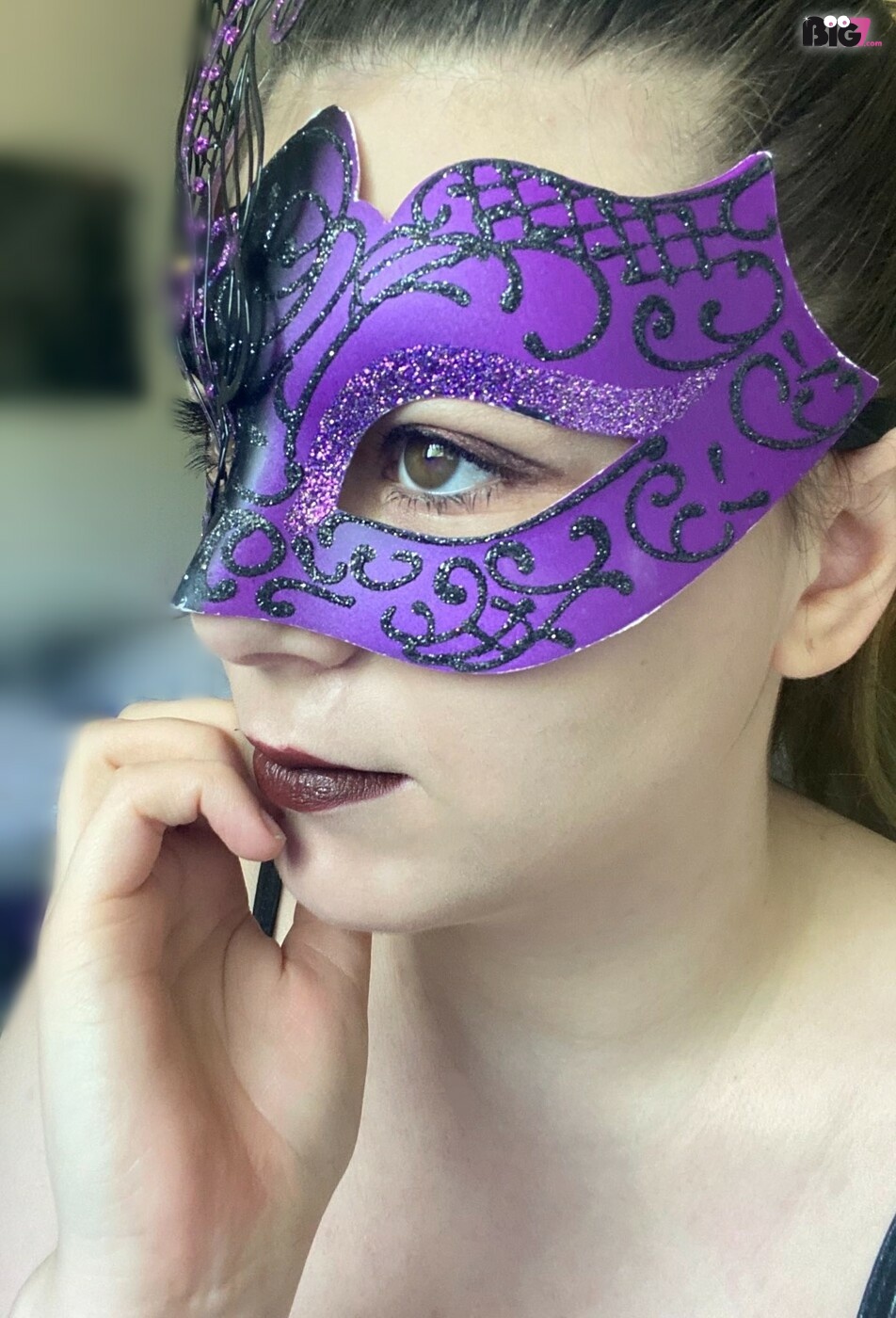 MysteriousGirl93 - deutsche Porno Darstellerin