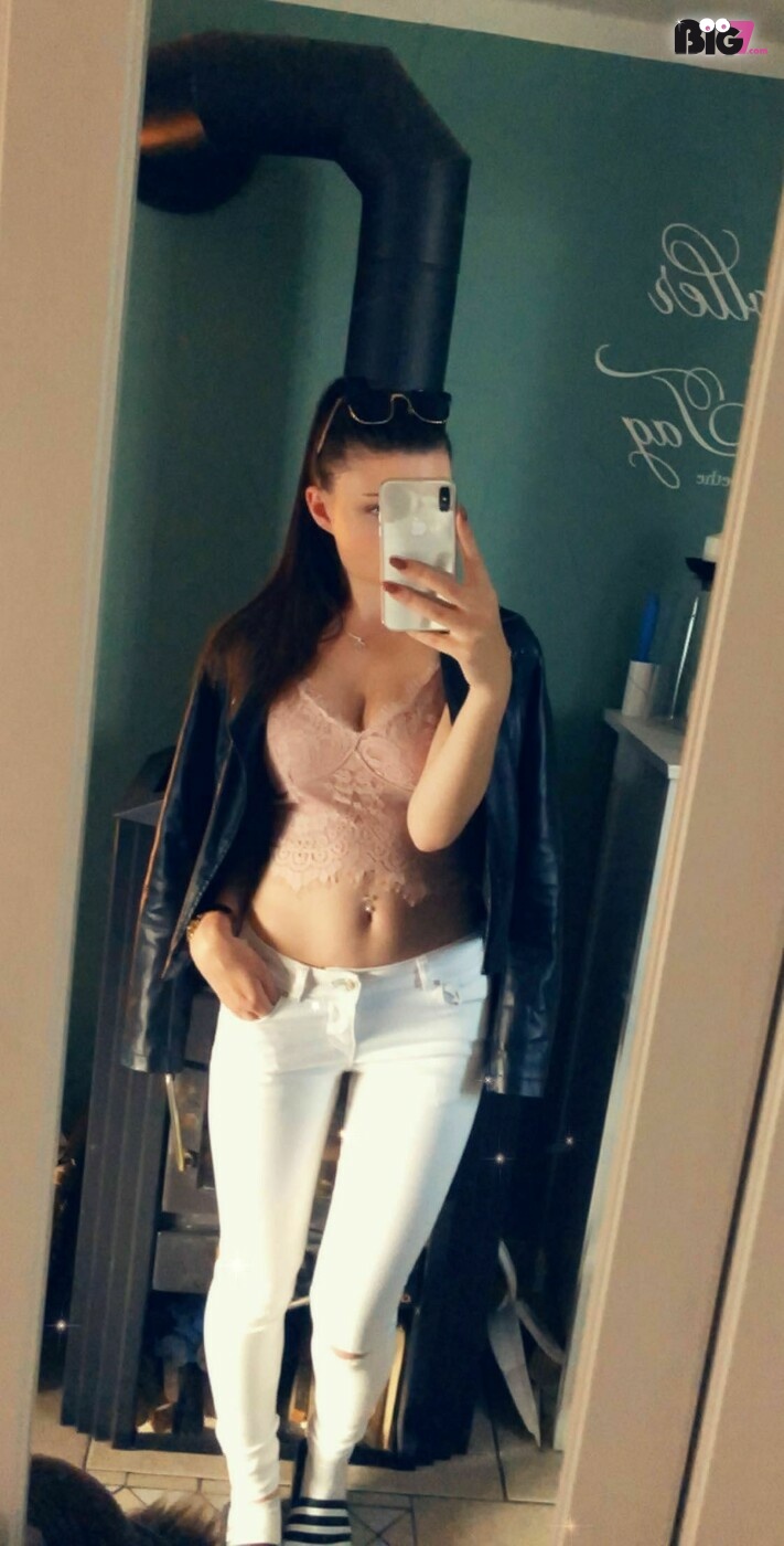 MissTastyx – Deutsche Porno Amateurin