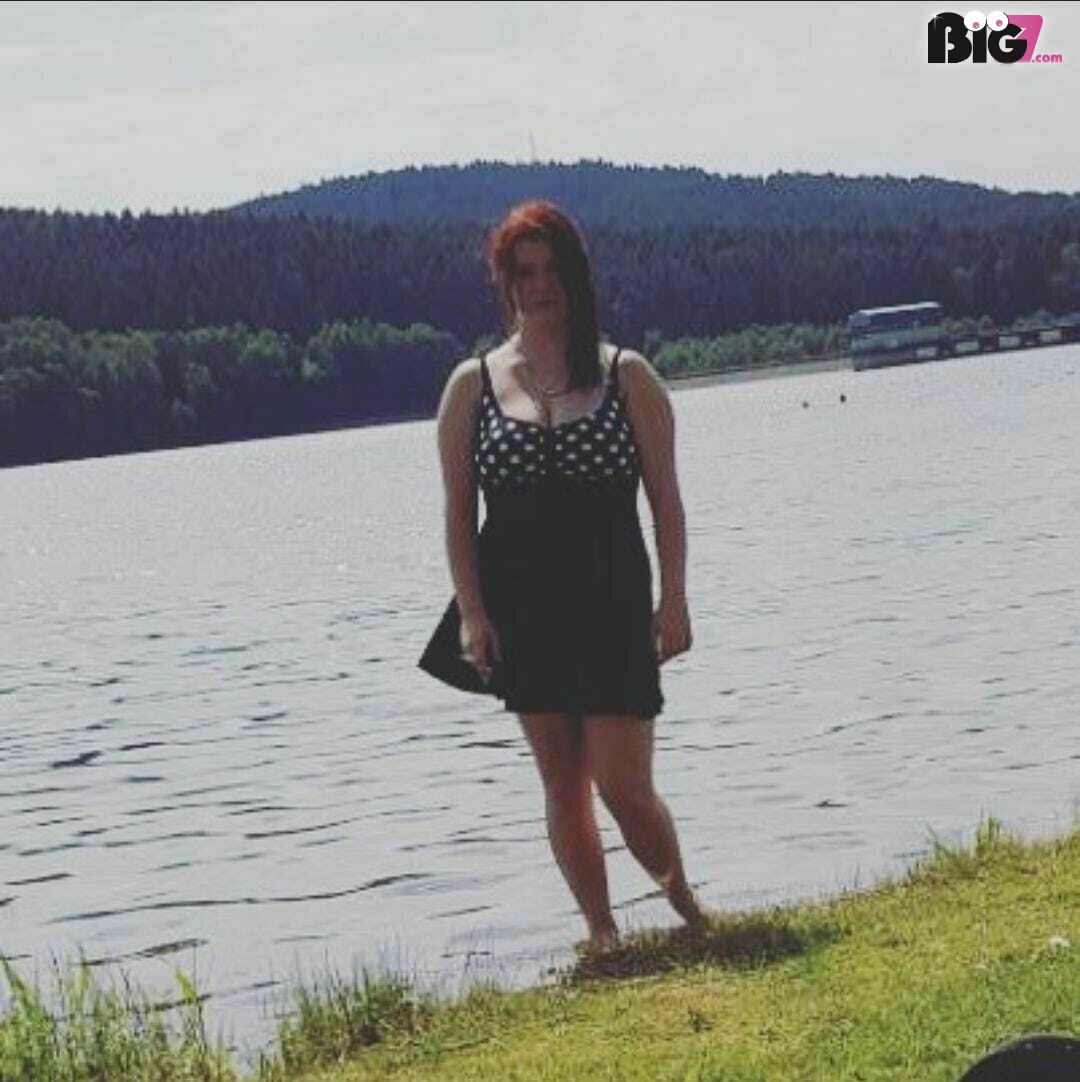 SweetMonchen - deutsche Porno Darstellerin