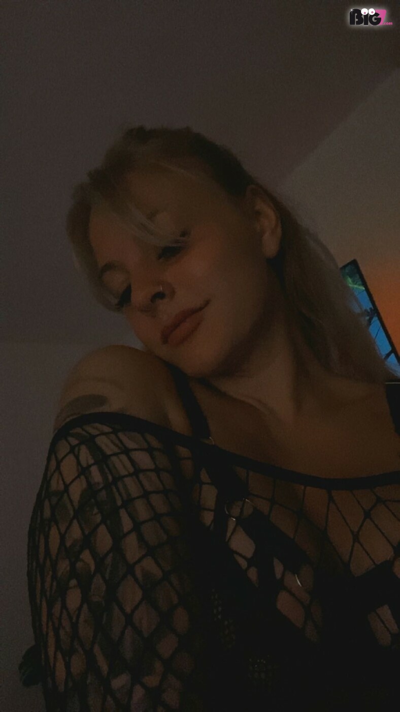 Aleria69 – Deutsche Porno Amateurin