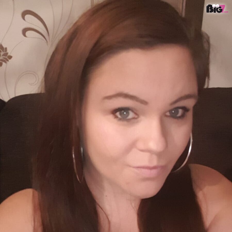 MissMiaMoree – Deutsche Porno Amateurin