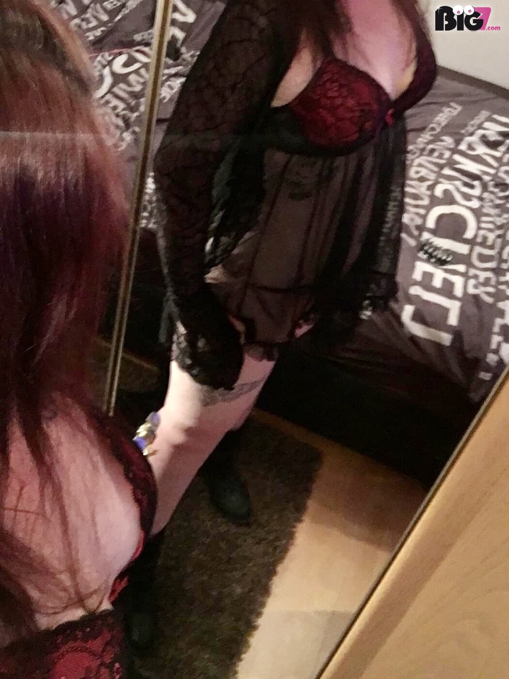 HotLara89 – Deutsche Porno Amateurin