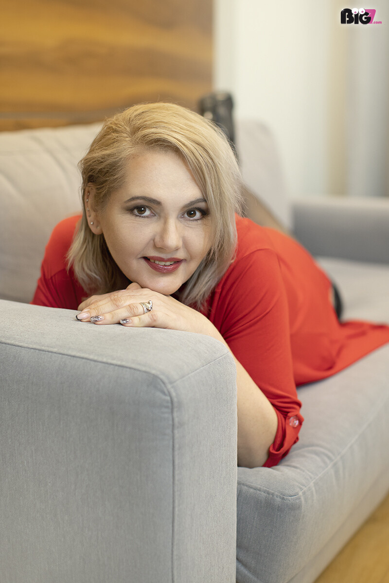 EstellaCam – Deutsche Porno Amateurin