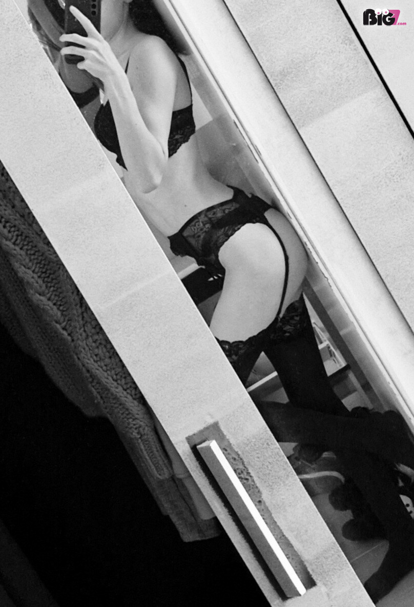 Undercoverbitch - deutsche Porno Darstellerin