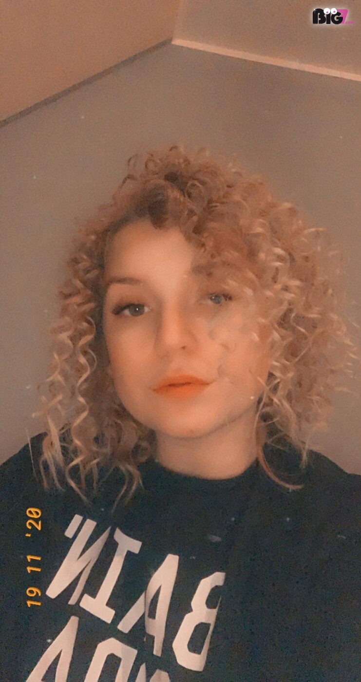 ScarlettSensual - deutsche Porno Darstellerin