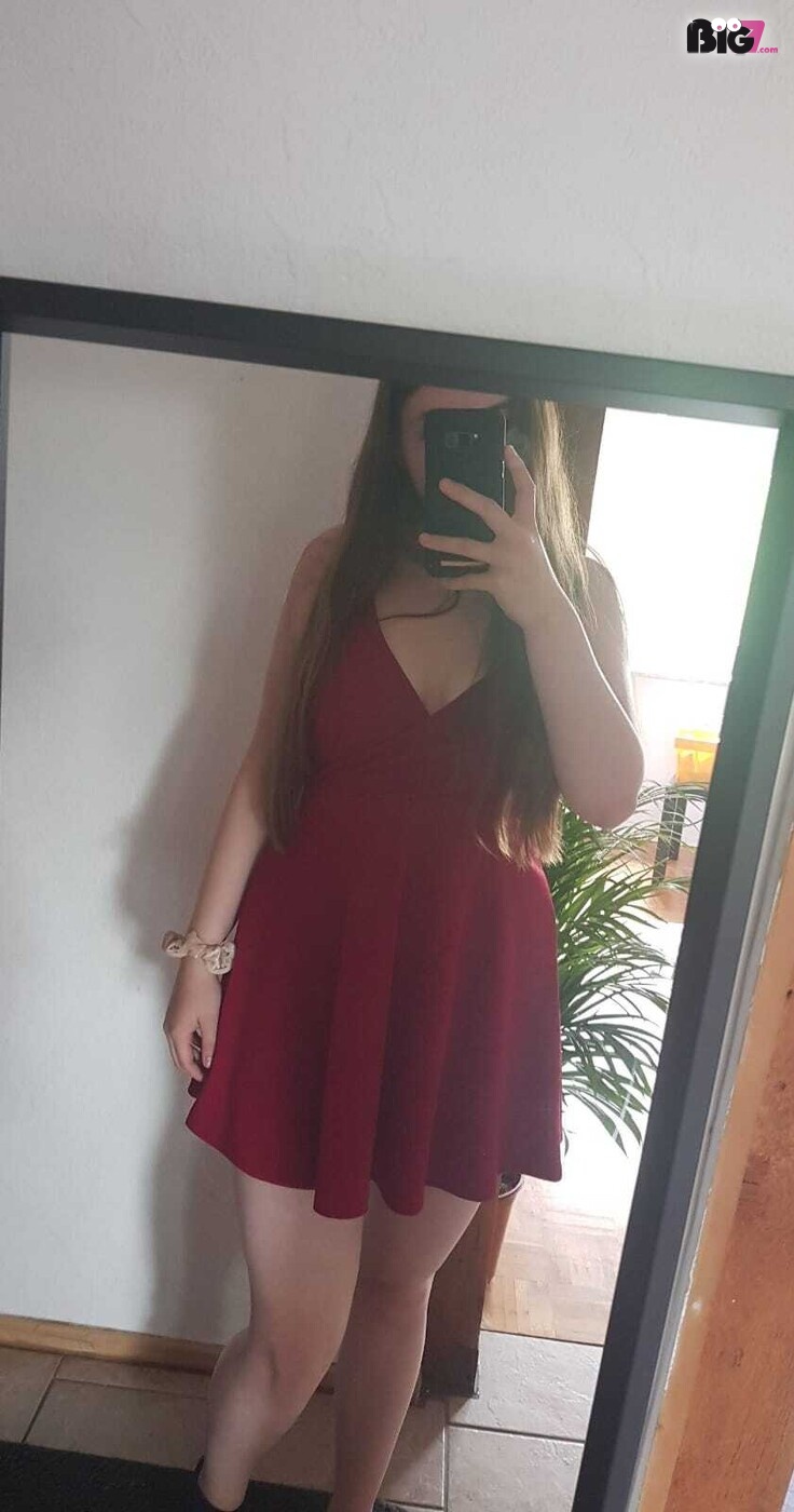 JuicyKas - deutsche Porno Darstellerin