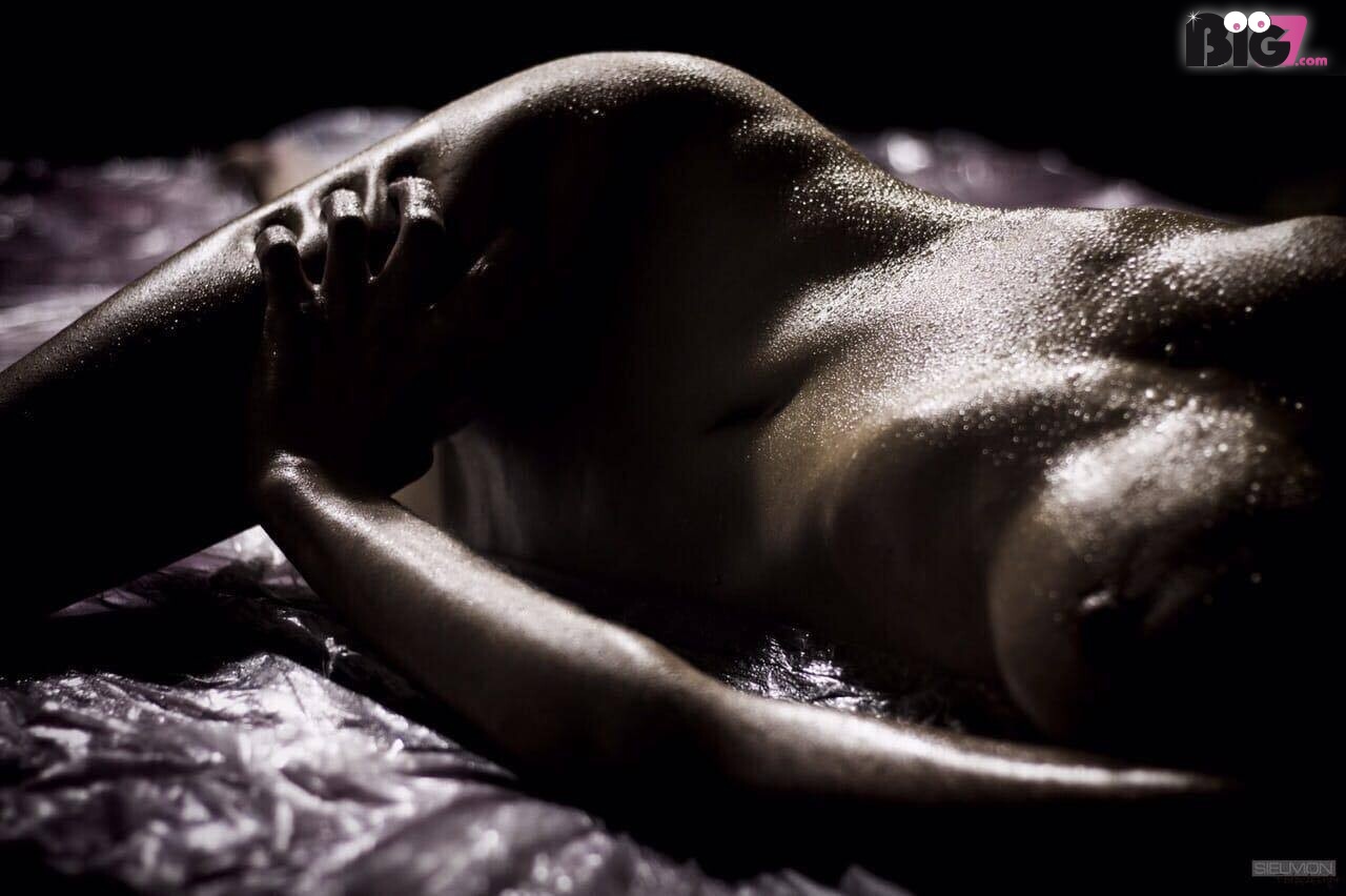 Emilia-Lou – Deutsche Porno Amateurin