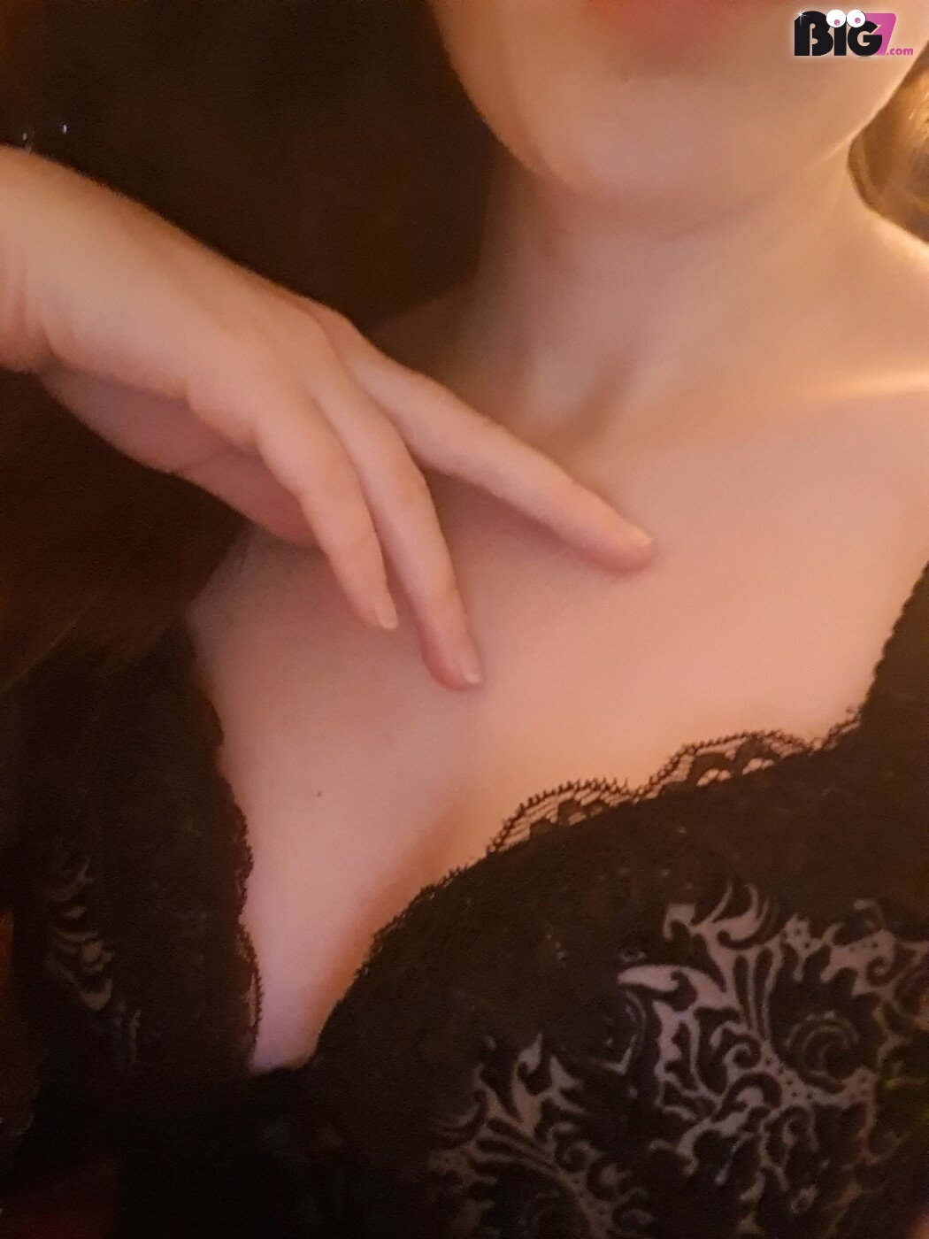 Rowiie19 – Deutsche Porno Amateurin