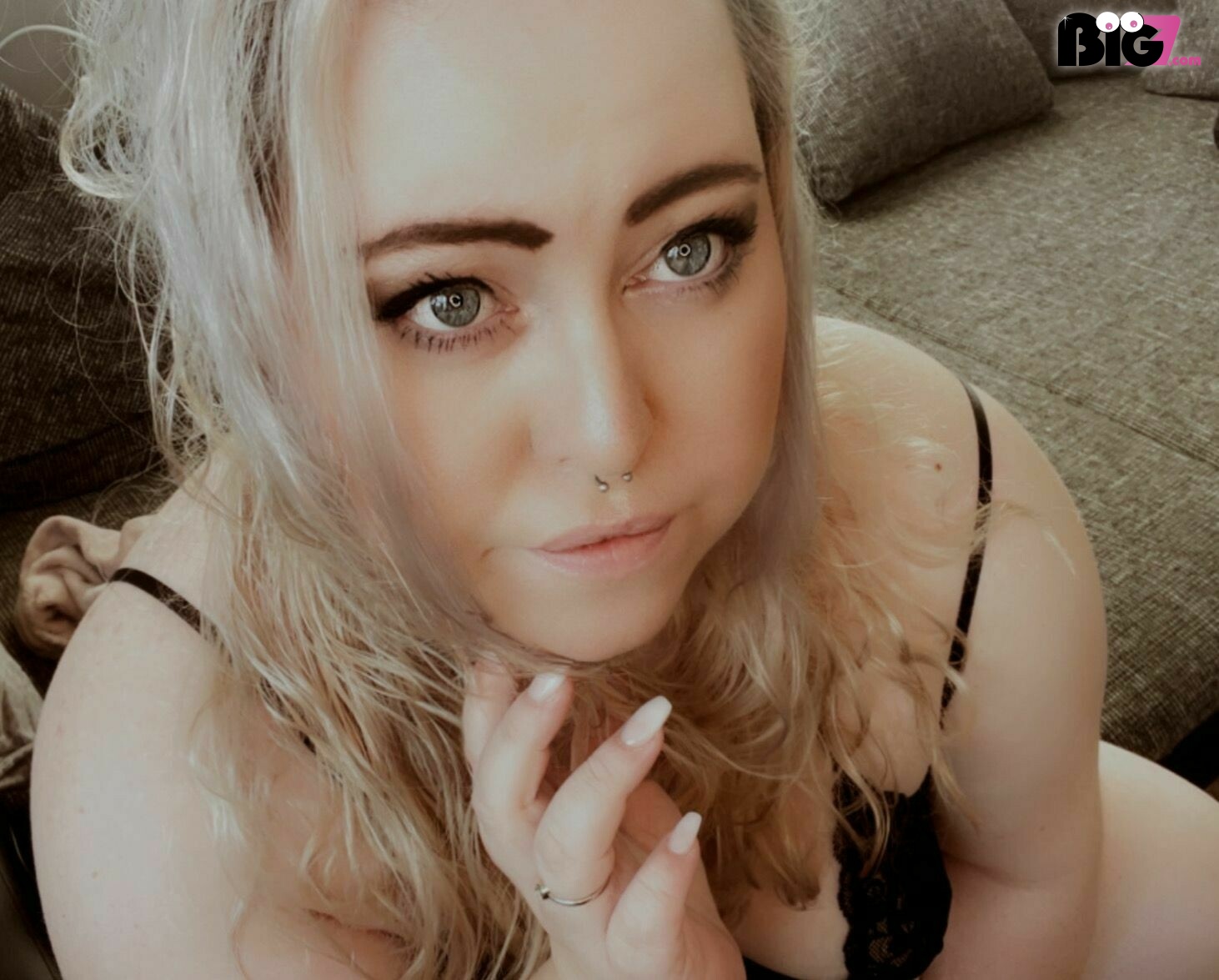 Juliette-Deluxe – Deutsche Porno Amateurin