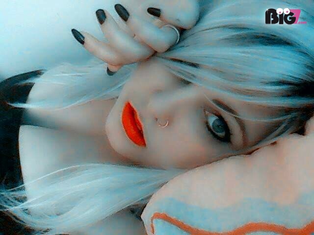 RoseBlossom – Deutsche Porno Amateurin