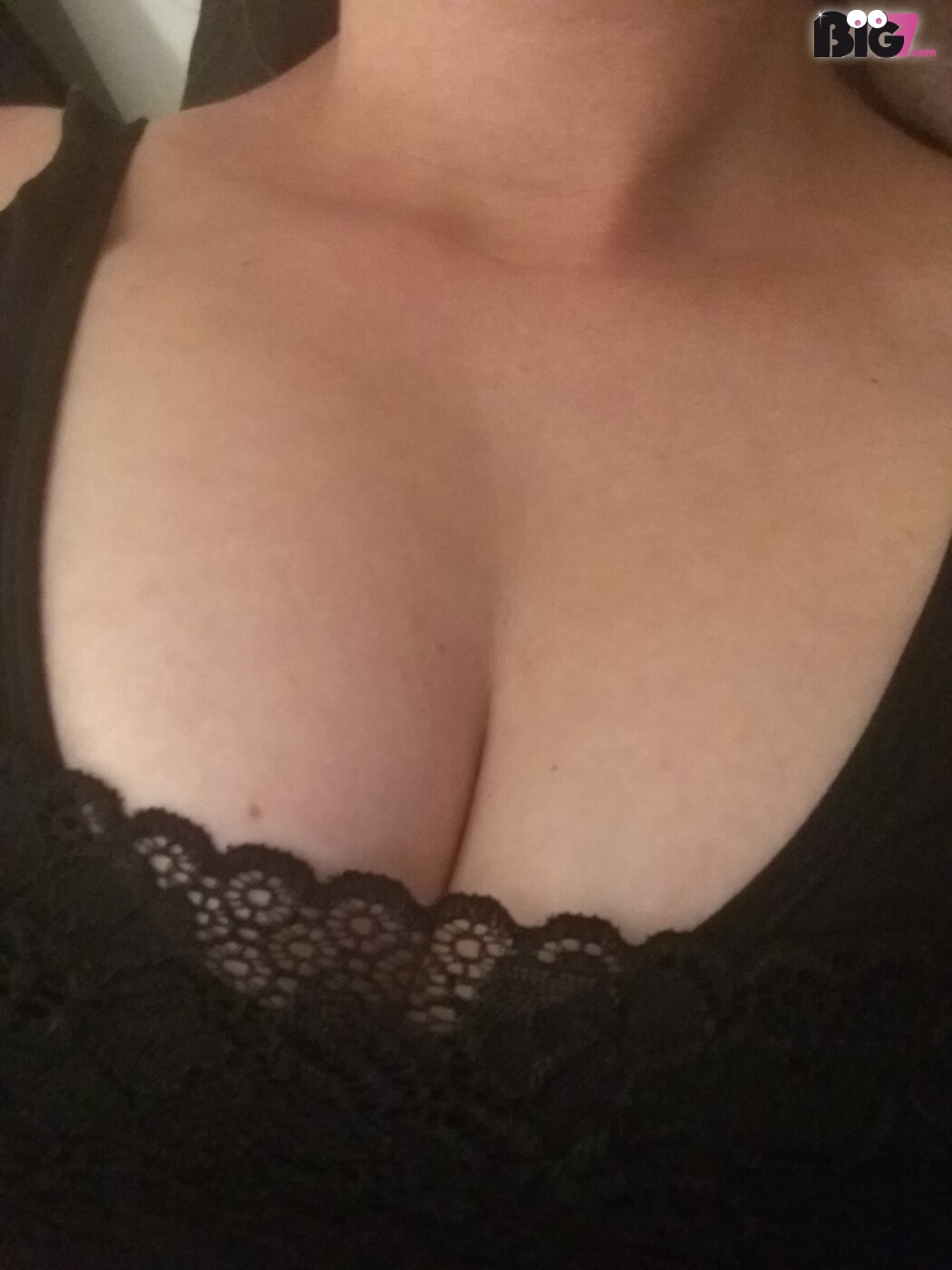 MickeyBond – Deutsche Porno Amateurin