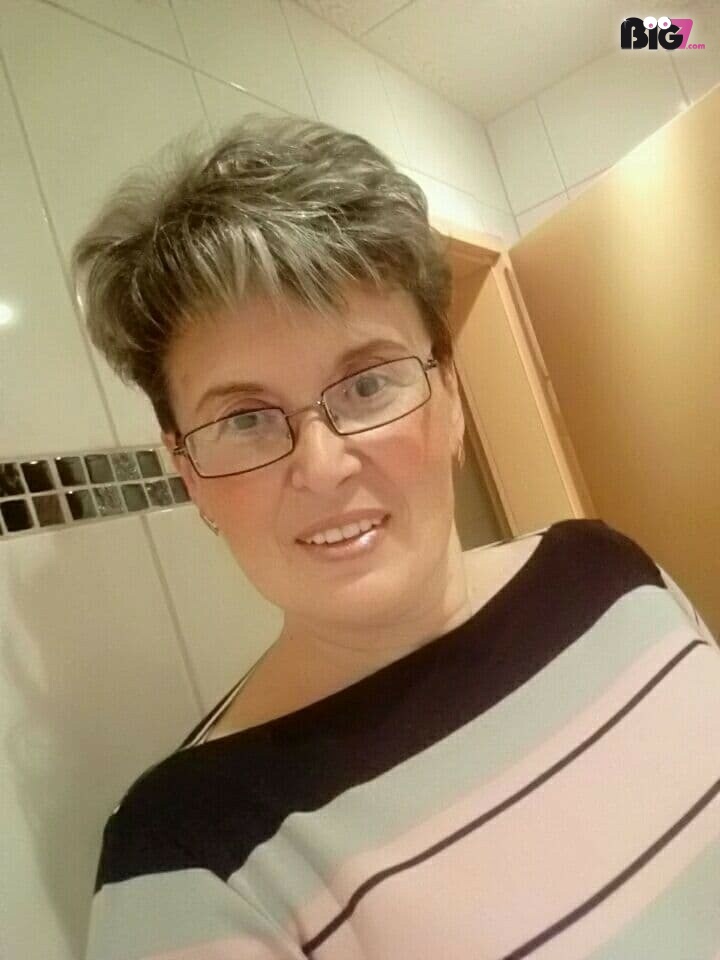 DirtyDiana21 - deutsche Porno Darstellerin