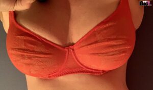 Fussbiene - Deutsche Porno Amateurin