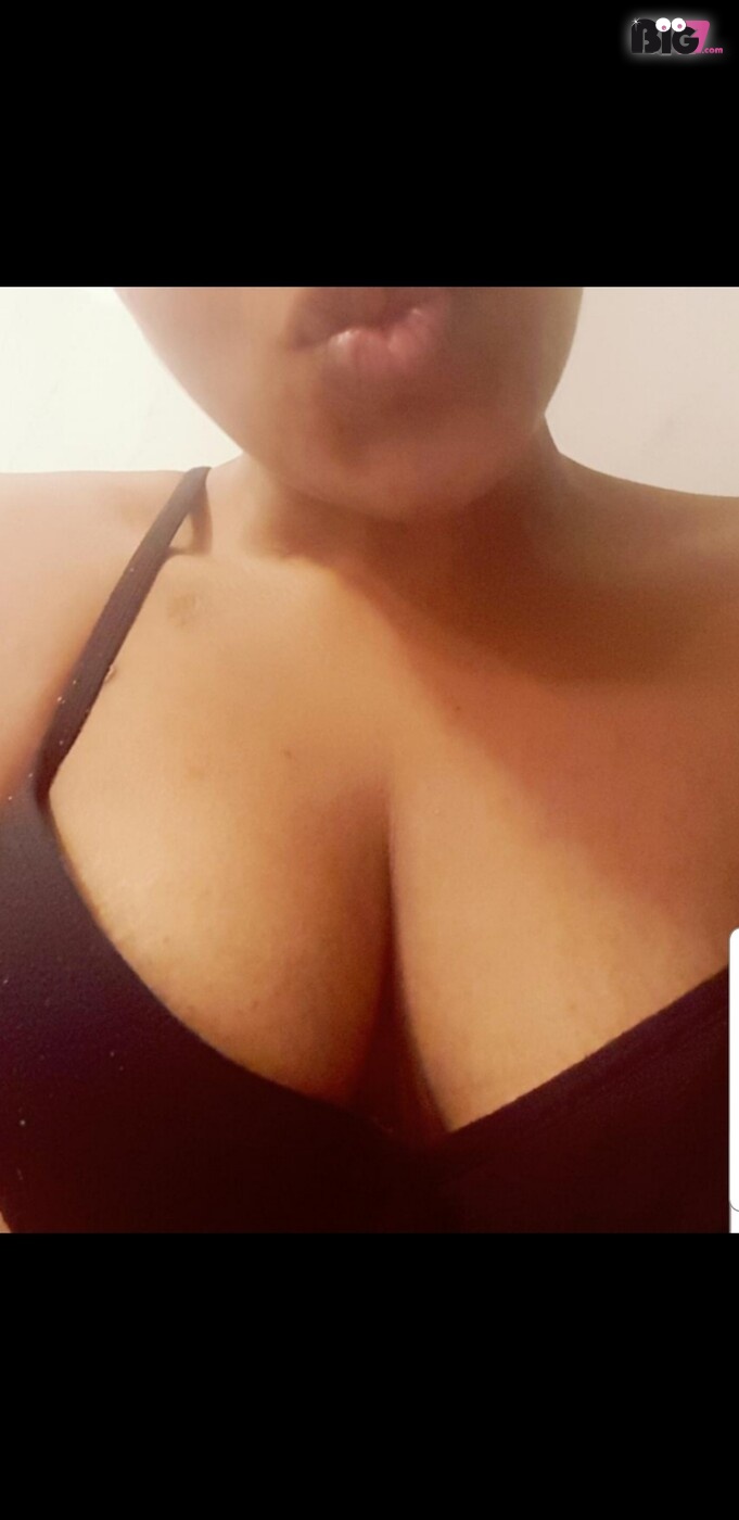 Enola – Deutsche Porno Amateurin