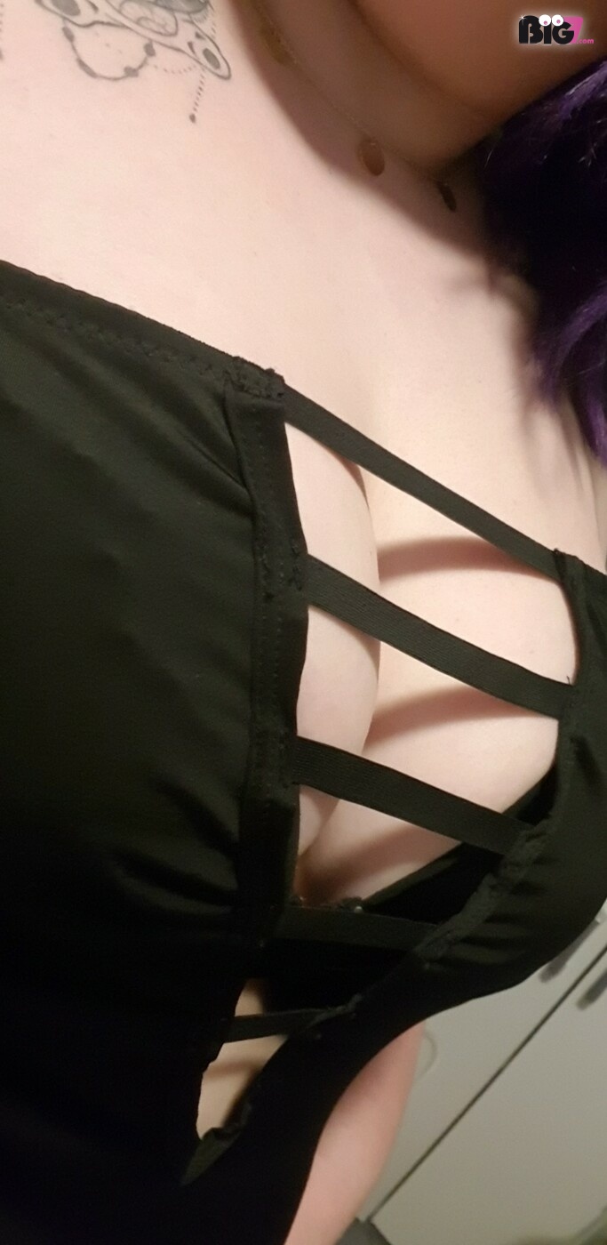 Sabrina98 - deutsche Porno Darstellerin