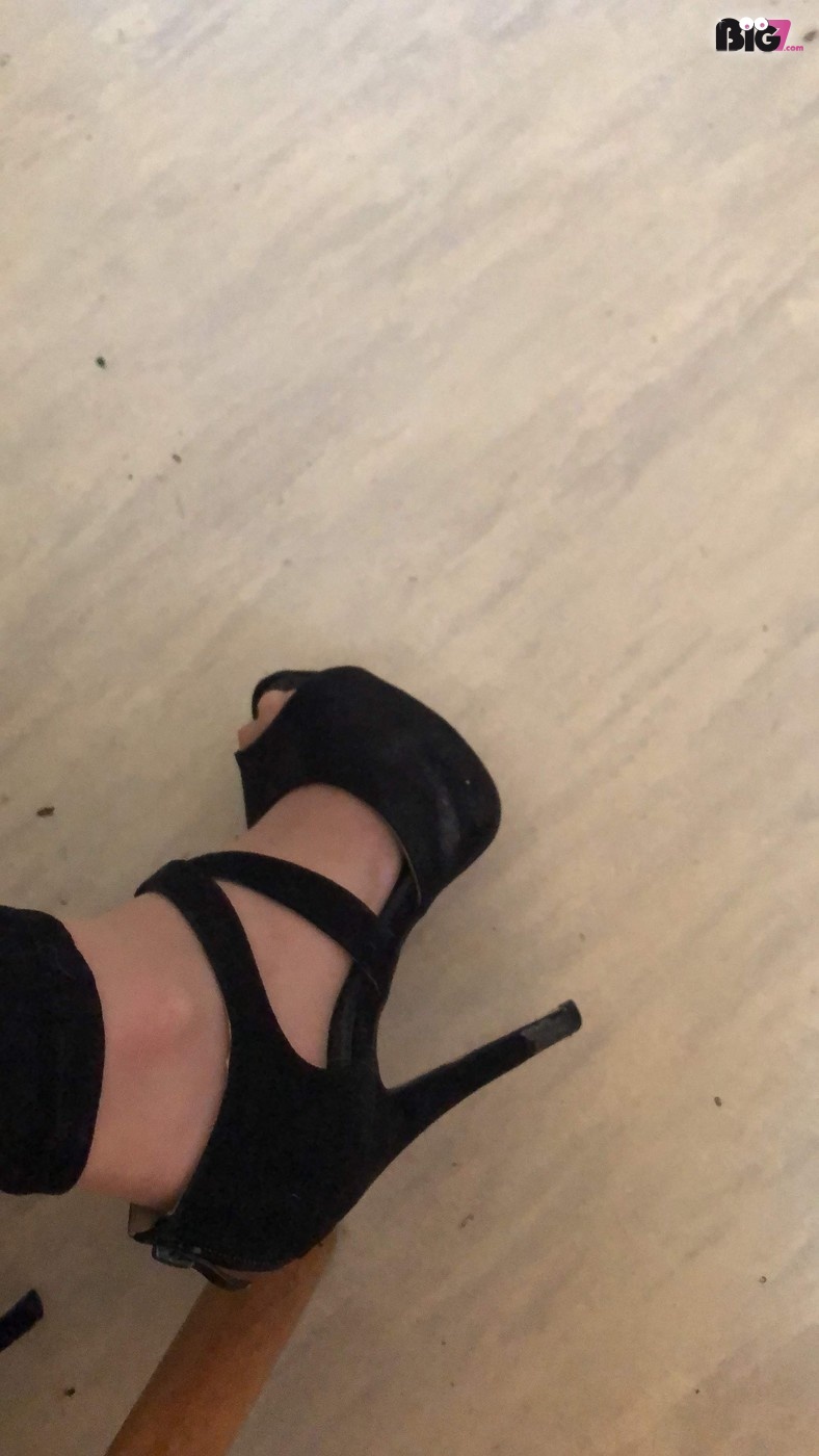 Belle69 - deutsche Porno Darstellerin