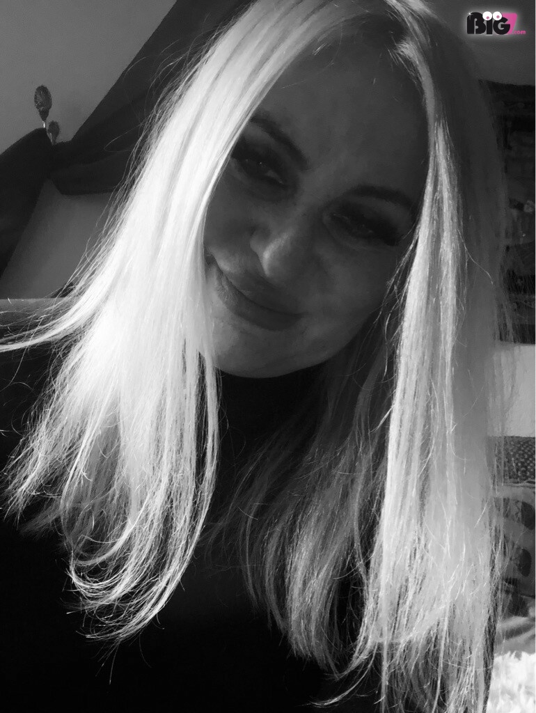 MistressAngeline - deutsche Porno Darstellerin