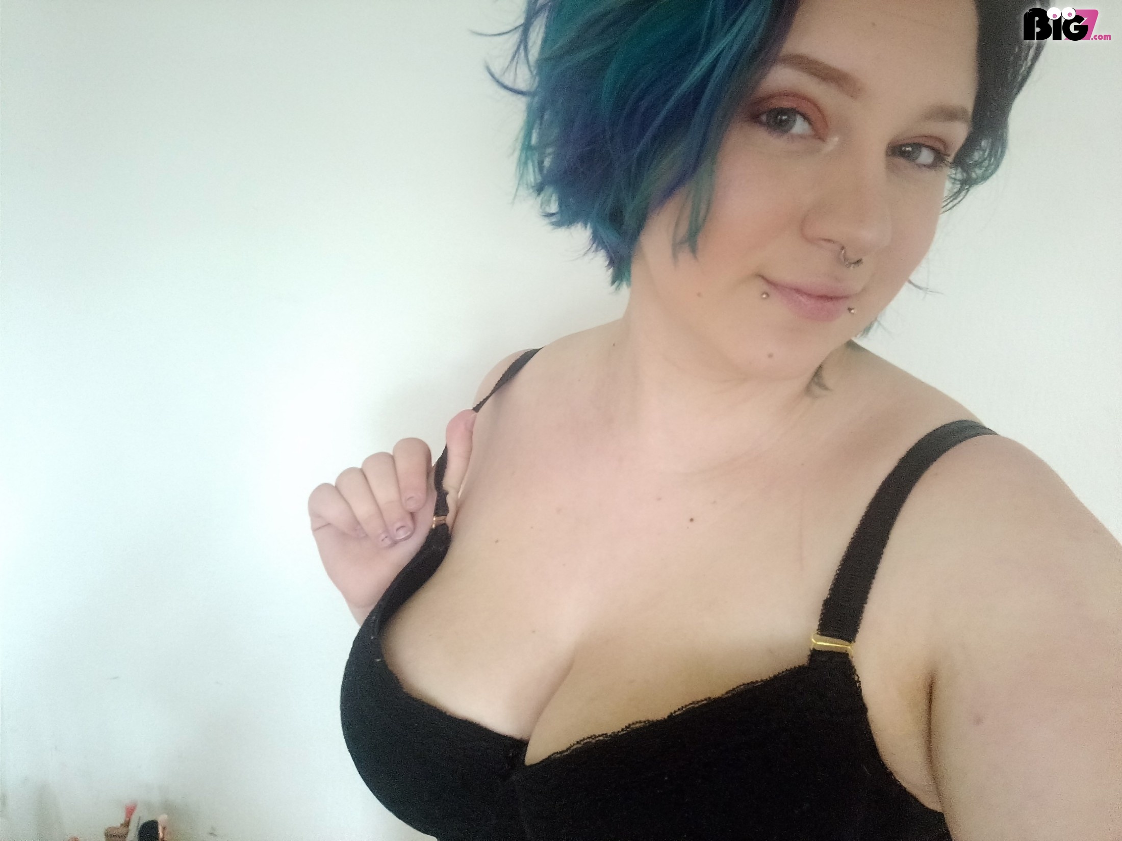 ViVaViolett – Deutsche Porno Amateurin