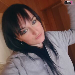 NovaFire - Deutsche Porno Amateurin