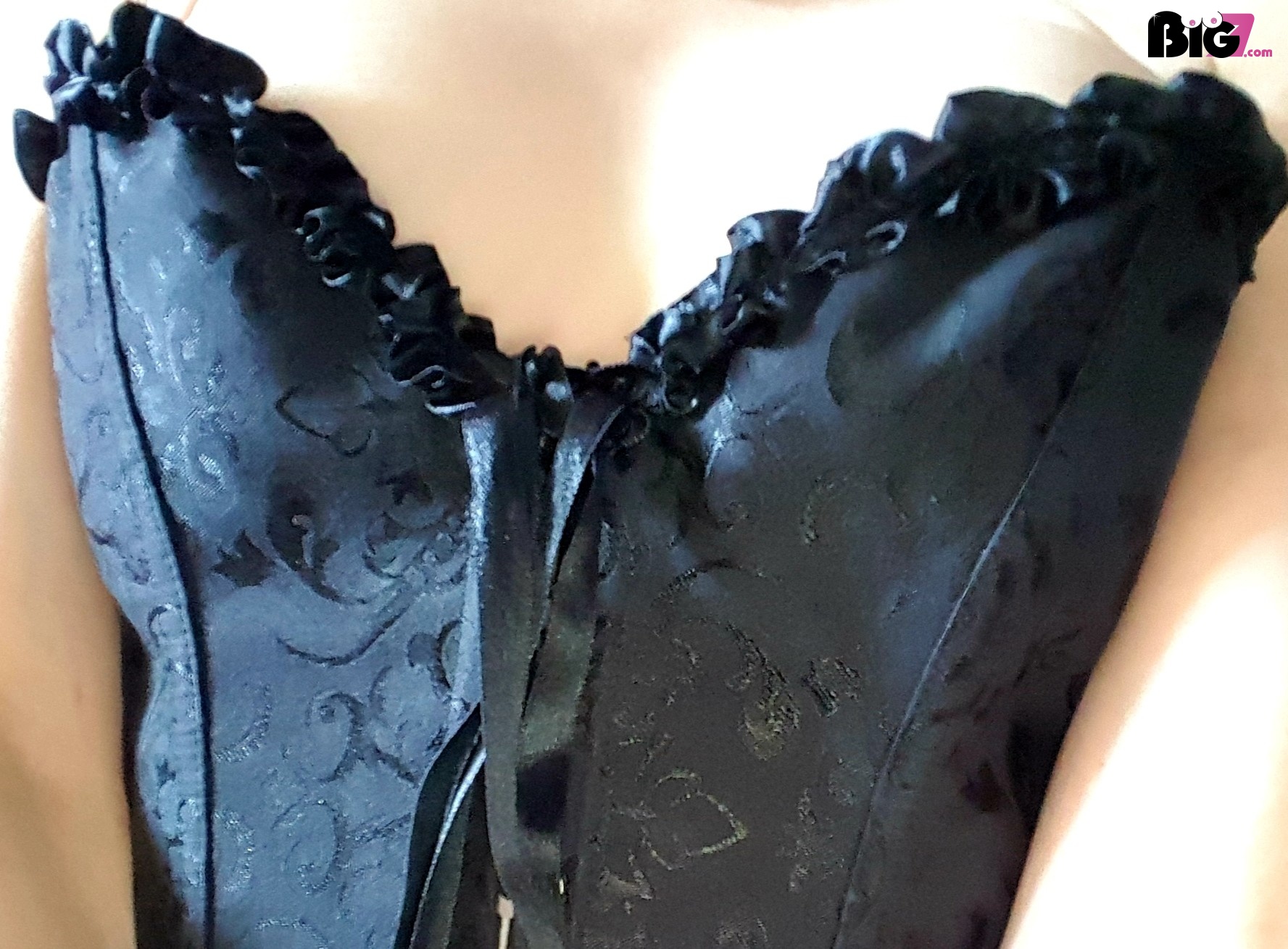 Shira - deutsche Porno Darstellerin