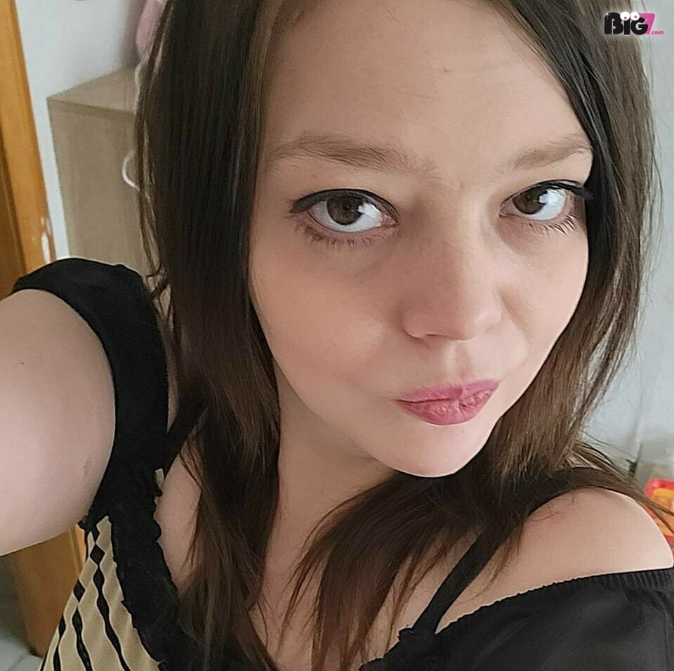 Hotbaby9 - deutsche Porno Darstellerin