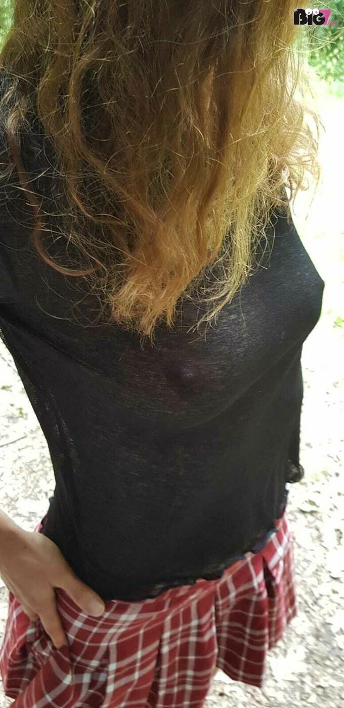 Emilia2130 - deutsche Porno Darstellerin