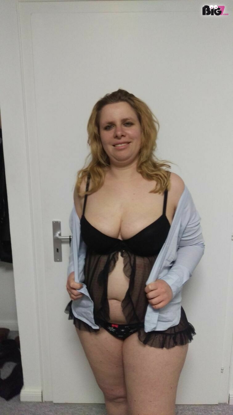 raven18 - deutsche Porno Darstellerin