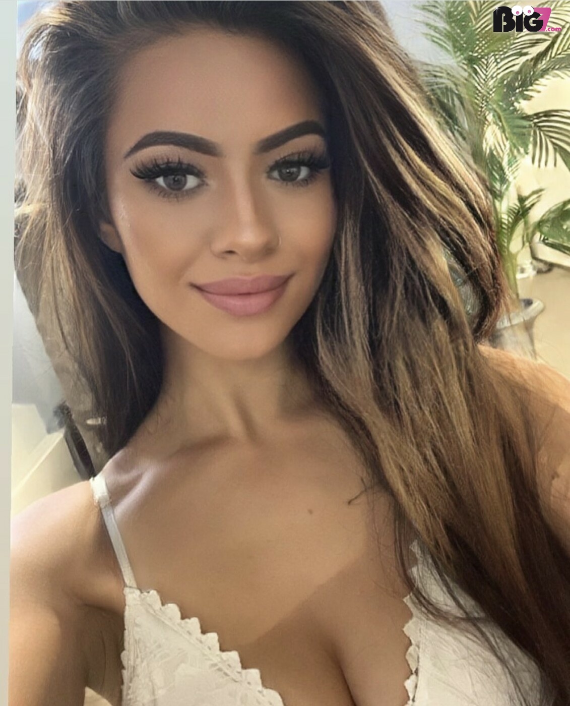 FoxyLove666 - deutsche Porno Darstellerin