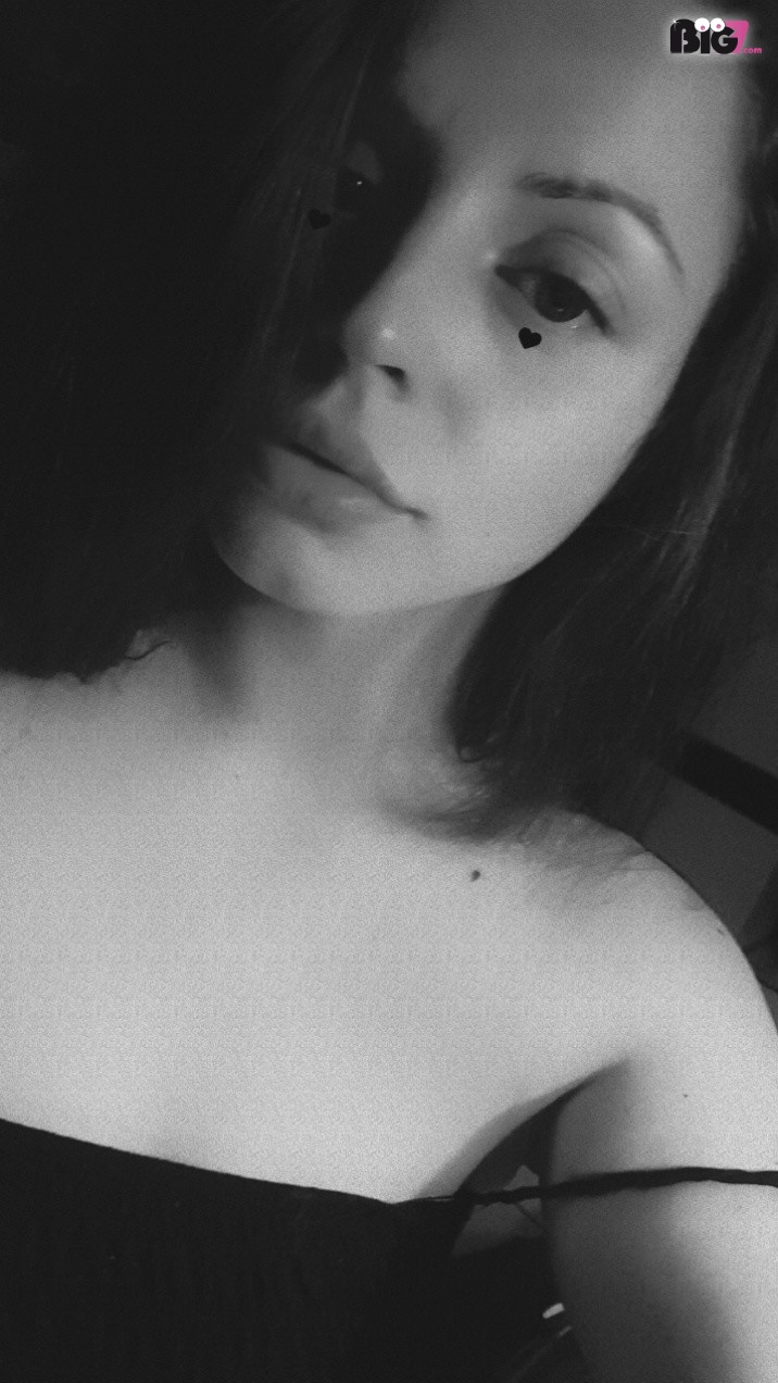 EllaElea – Deutsche Porno Amateurin