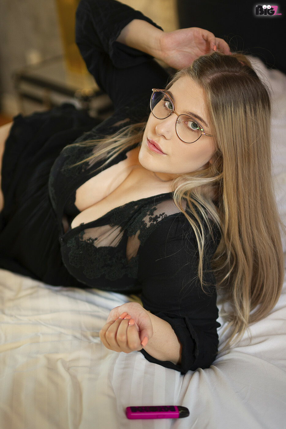 NicoleCute - deutsche Porno Darstellerin