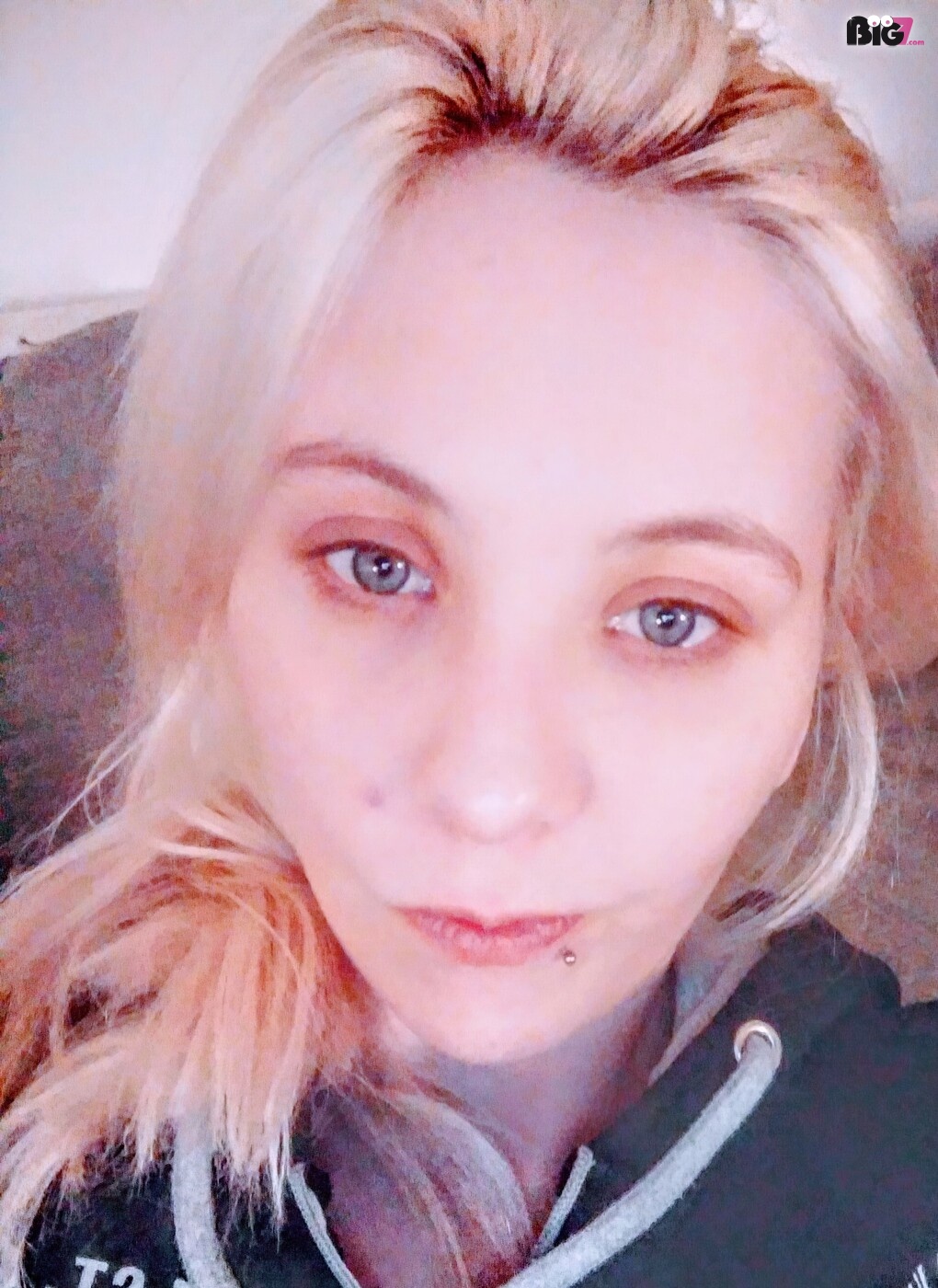 HotGermanMilf94 – Deutsche Porno Amateurin